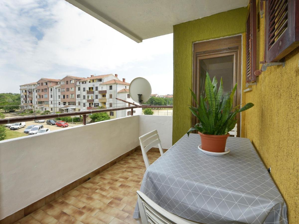 Apartman Kuki Пореч Екстериор снимка